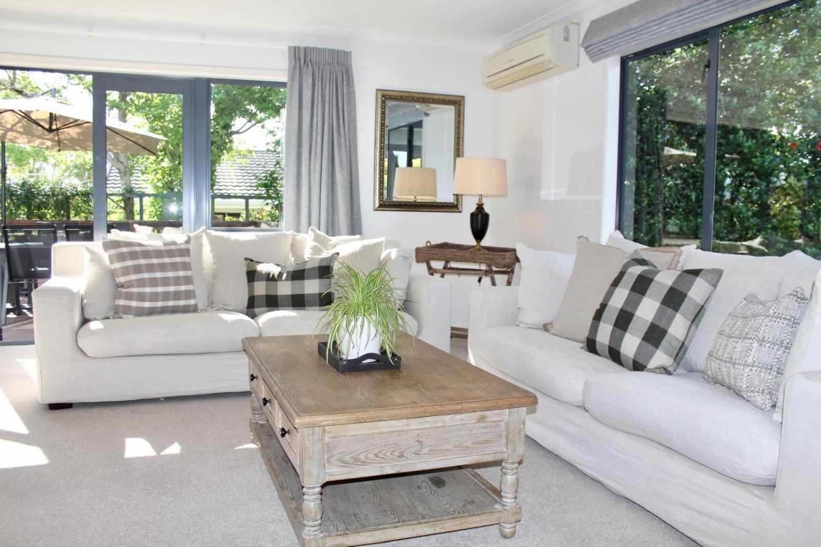 5-Min Walk To Village - Havelock North Holiday Home With Spa Pool المظهر الخارجي الصورة