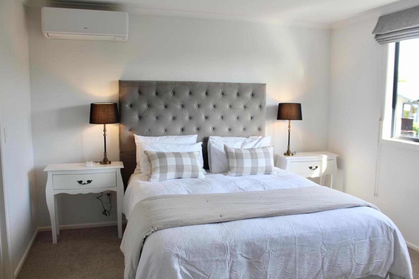 5-Min Walk To Village - Havelock North Holiday Home With Spa Pool المظهر الخارجي الصورة