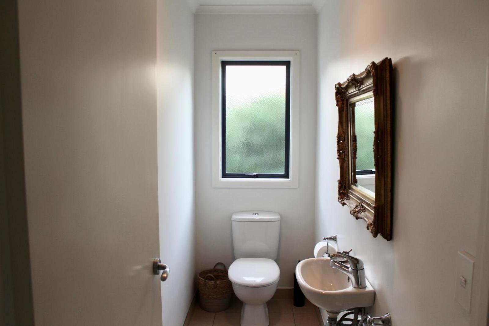 5-Min Walk To Village - Havelock North Holiday Home With Spa Pool المظهر الخارجي الصورة